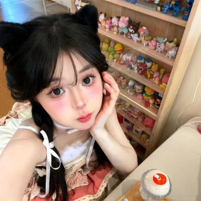画框女人海报